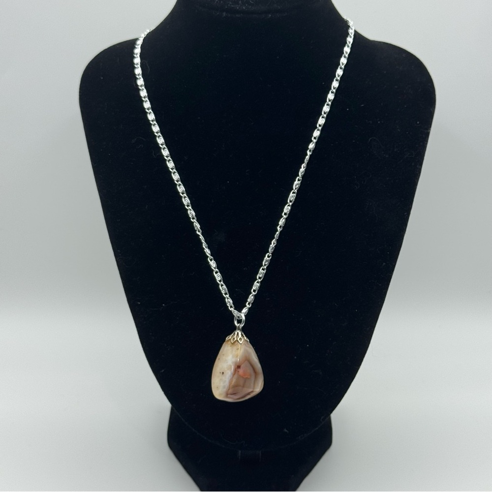 Vintage West Germany Agate Pendant Necklace Silver-Tone Chain Natural Stone